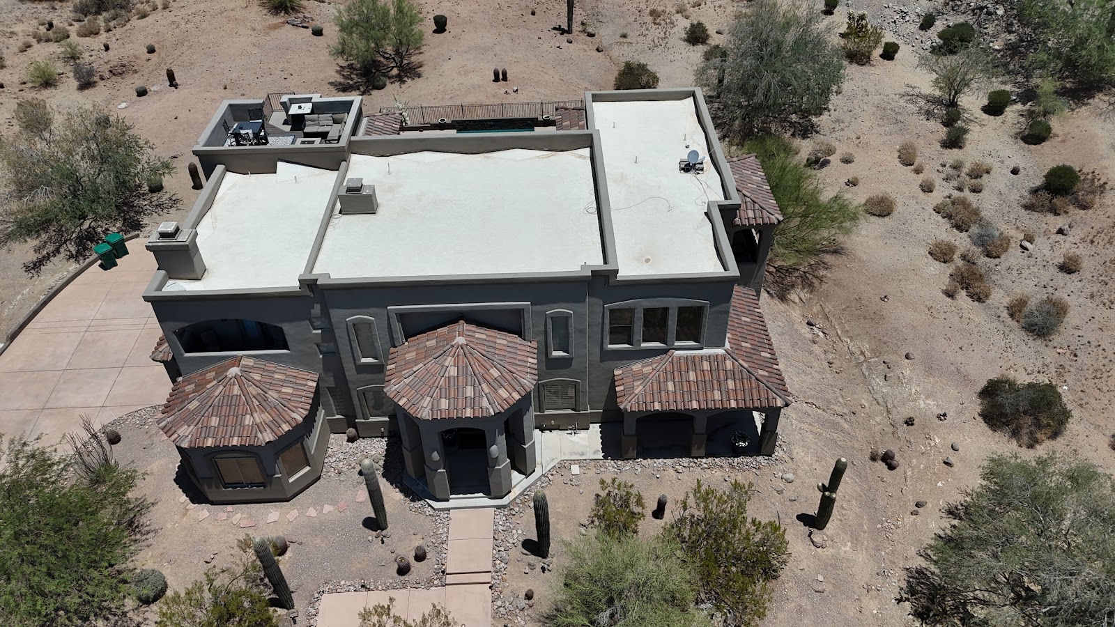 Clay S-Tile Roof photo 1
